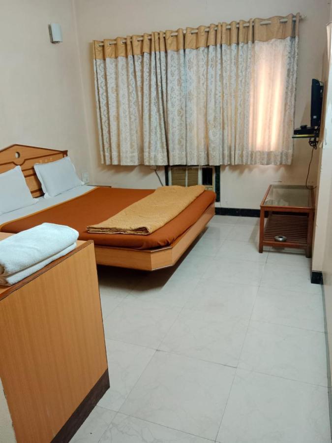 Pooja International Nashik Hotel Exterior photo
