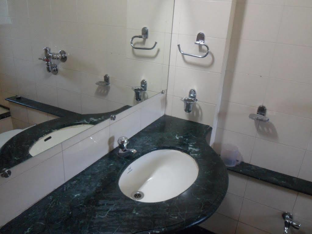 Pooja International Nashik Hotel Exterior photo